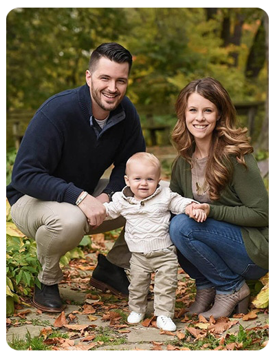Chiropractor West Des Moines IA Josiah Fitzsimmons with Family