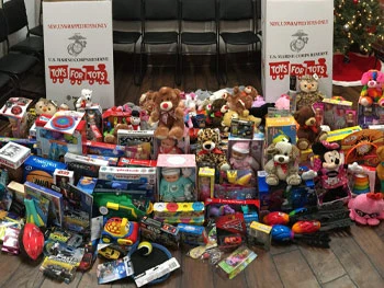 Chronic Pain West Des Moines IA Toy Donation 2018